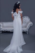 Load image into Gallery viewer, Butterfly Back White Crystal Bridal Gown
